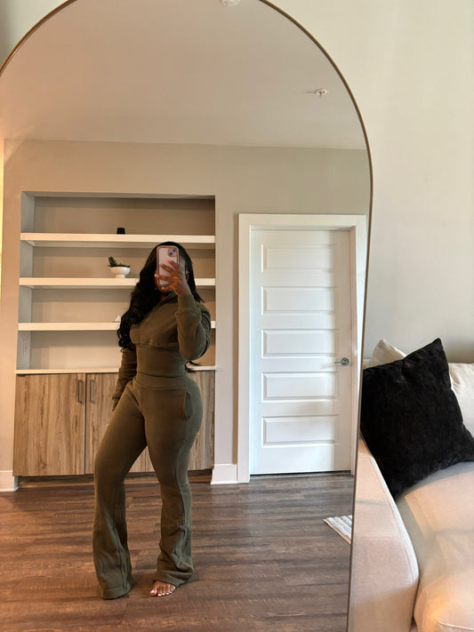 Pretty Girl 3.0 Sweatsuit (Olive)